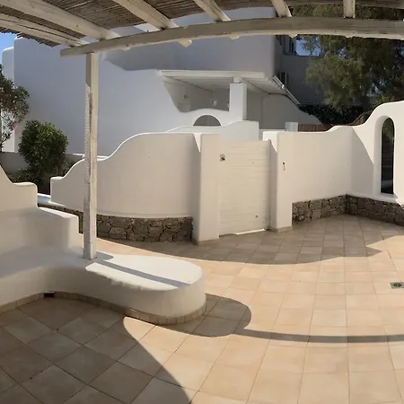 Gkmykonos אנו מרה